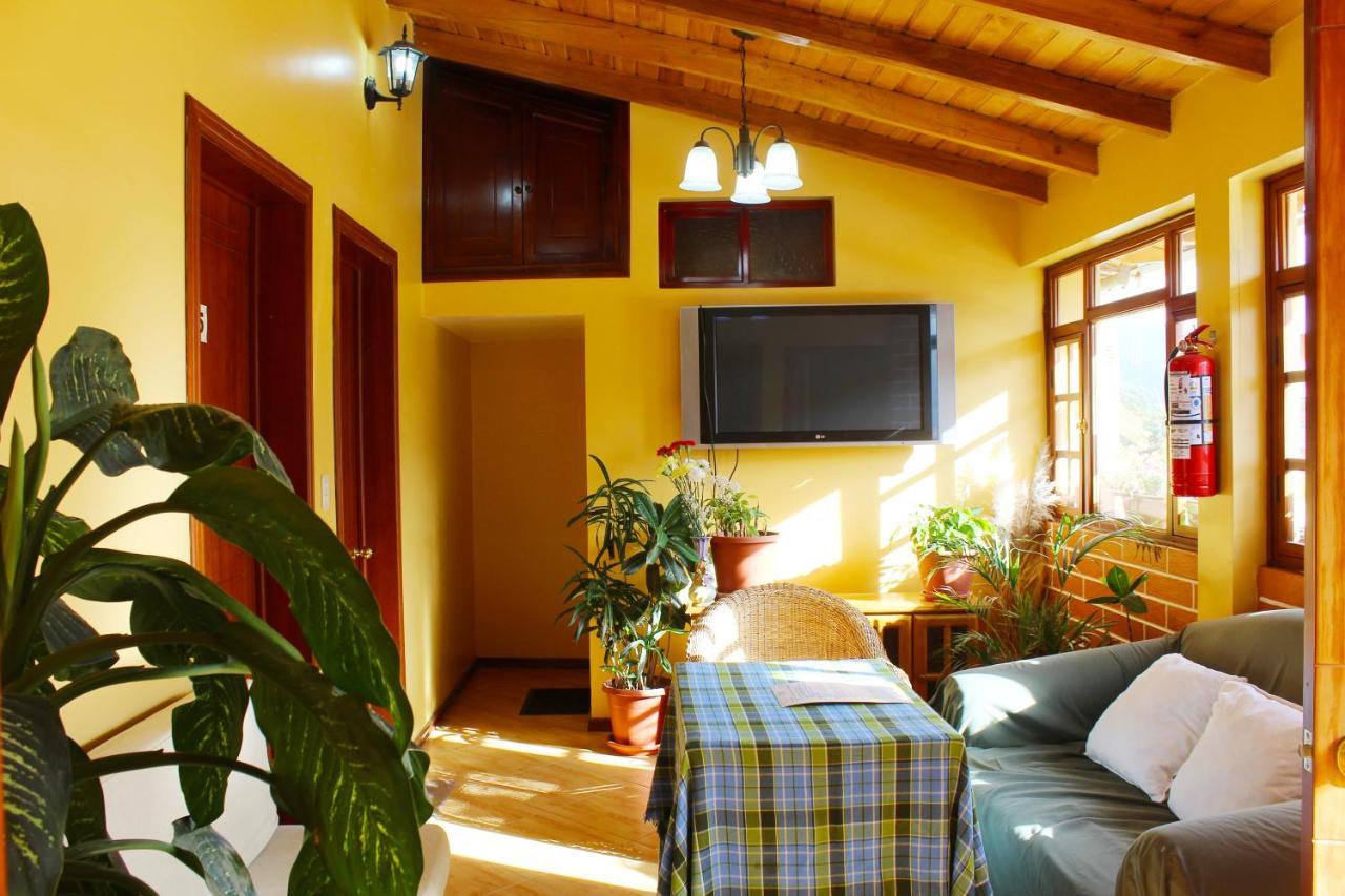 לינה וארוחת בוקר אוטהוואלו Casa De Luis מראה חיצוני תמונה